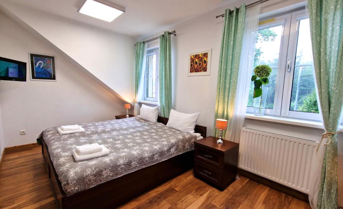 Petite Charlotta - Housity