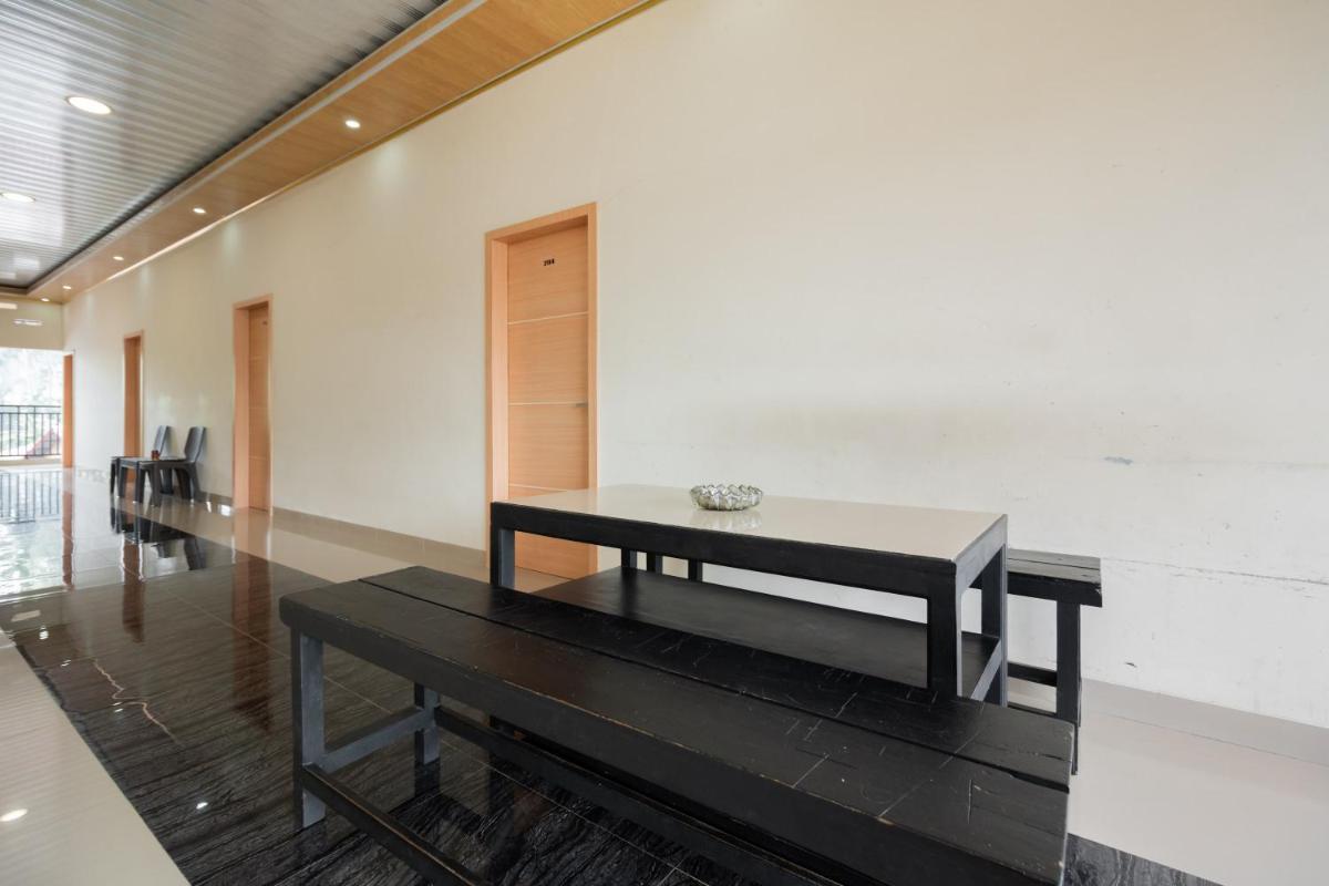 RedDoorz Syariah near Minangkabau International Aiport - Housity