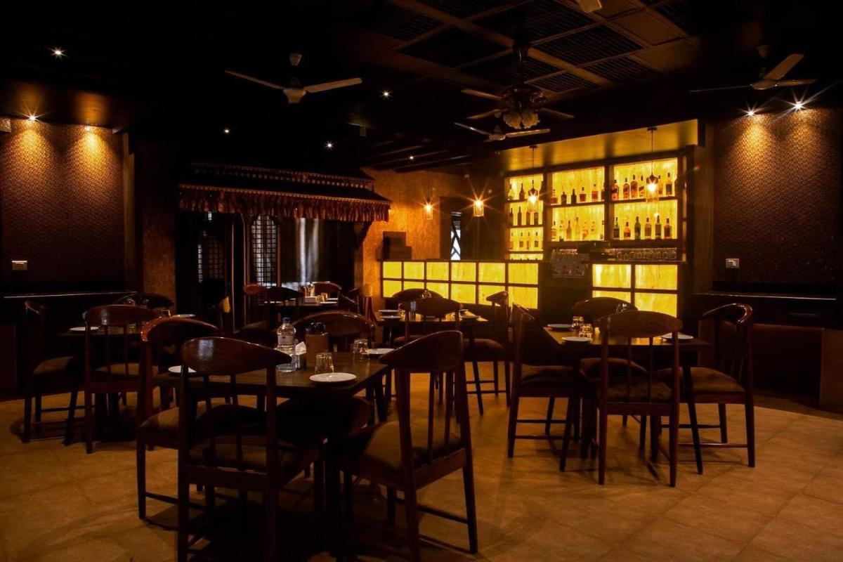 Suitetrails - Kailash Hotel
