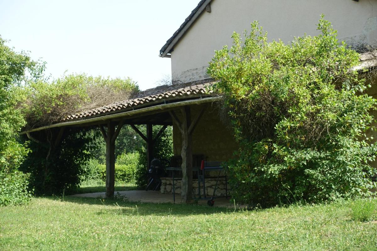 Gite Rural Pour 14 Personnes Avec Piscine Privee - Housity