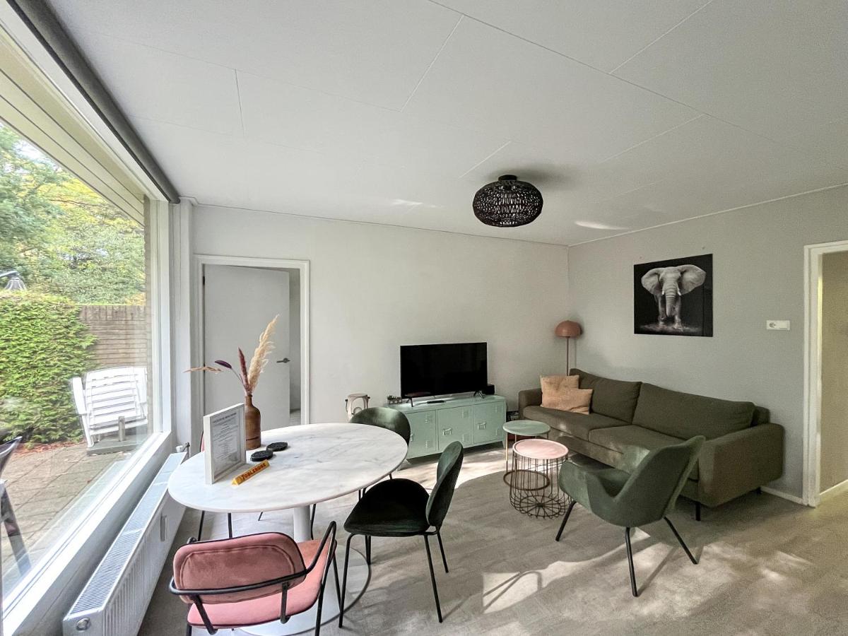 Modern natuurhuisje midden in het bos op de Veluwe - Beau Home - Housity