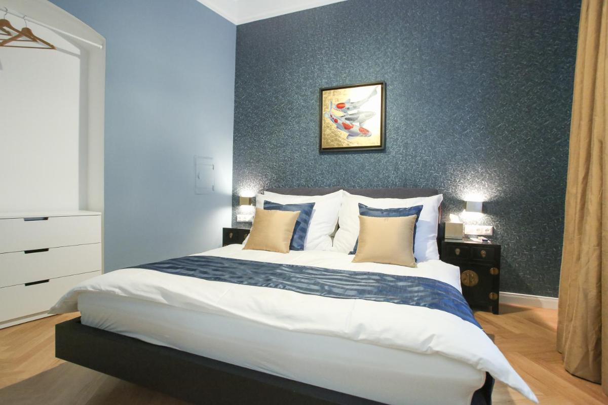 Pink Grapefruit City Condo - Housity