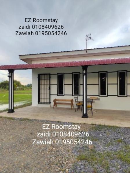 EZ Roomstay - Housity