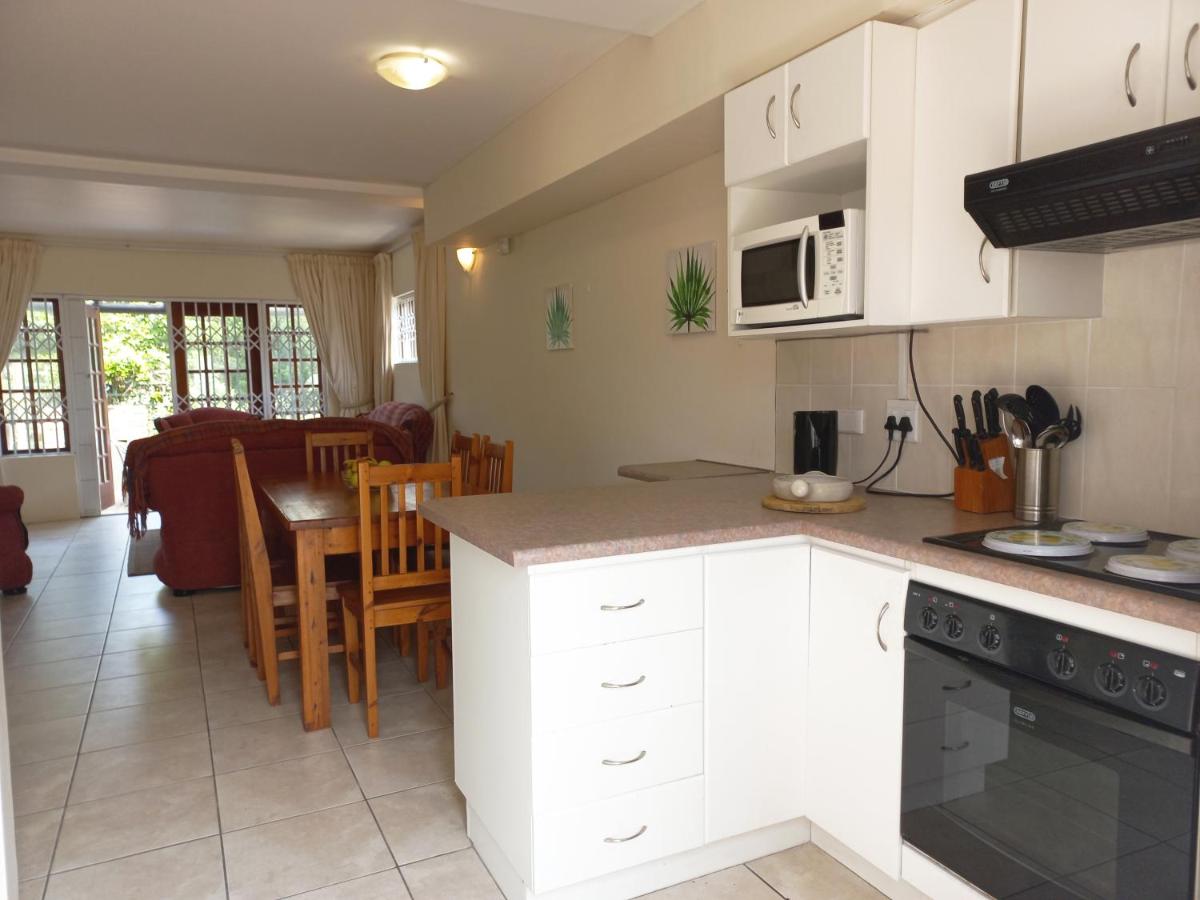 Suitetrails - 61 Settler Sands - Beach apartment