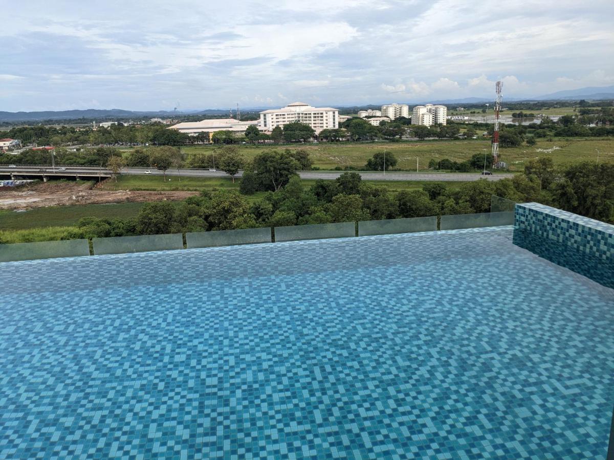 Alor Setar Imperio by IM Staycation 3bedroom & Rooftop Pool - Hizvo