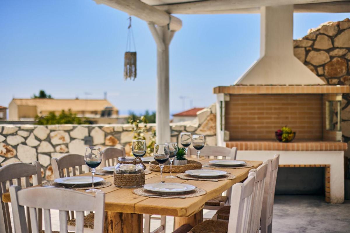 Ioanna Château - Luxury Stone Villa - Housity