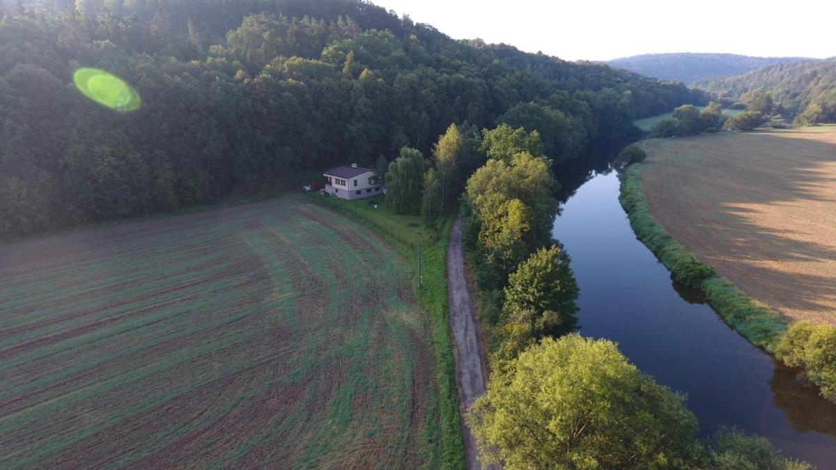 Dom nad Bobrem Agatowe Kamyki - Housity