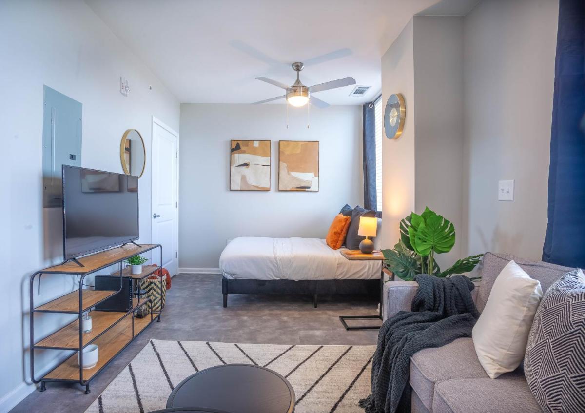 Studio Apartment in the heart of Downtown Mobile!! - Hizvo