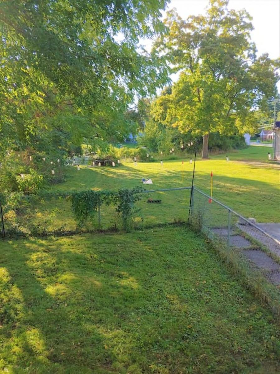 Relaxing Cottage by the Lake and Parking - Housity