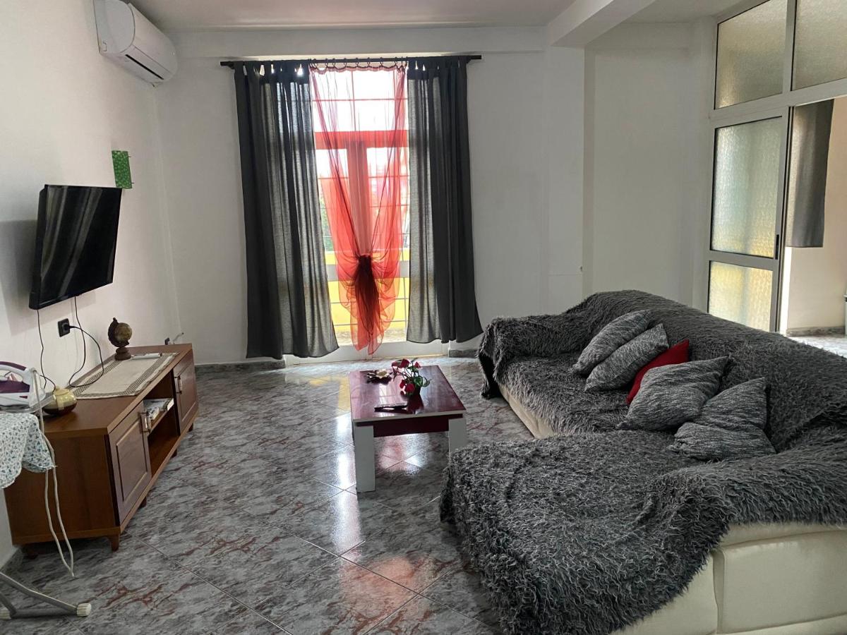 Suitetrails - Tirana Apartment