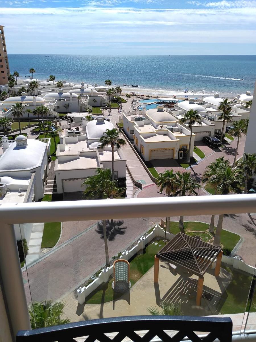 Las Palmas Resort Condo 603 with amazing sea view - Housity