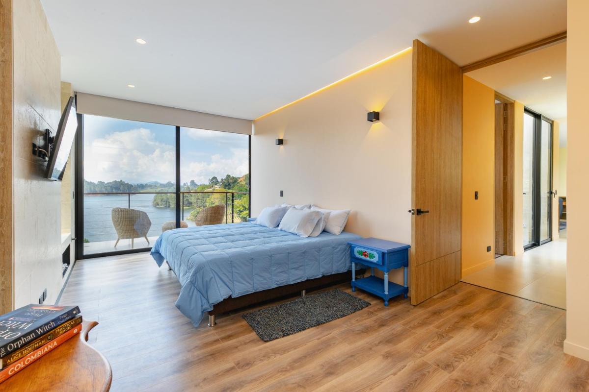 Suitetrails - Stunning House with unbeatable view to the Guatapé reservoir