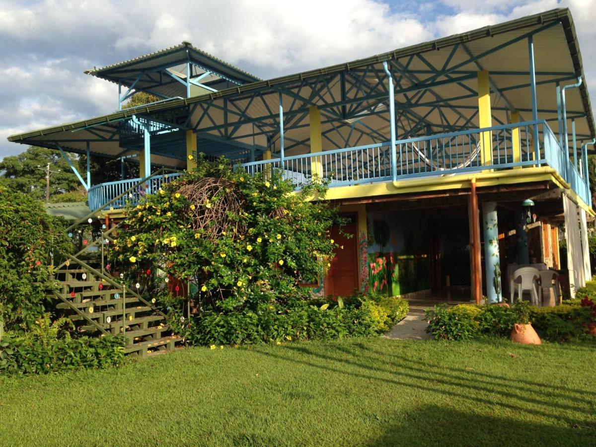 HOTEL CAMPESTRE - BRUGMANSIA - Fincahotel - Housity