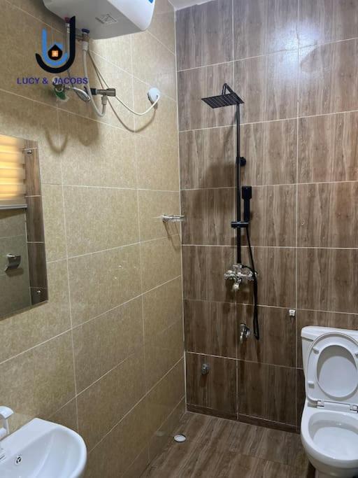 LUCY&JACOBS - Housity