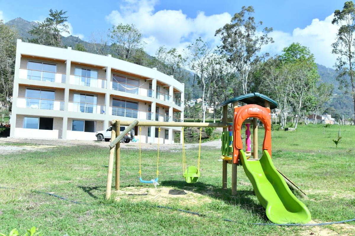 Cucuate Hospedaje - Housity