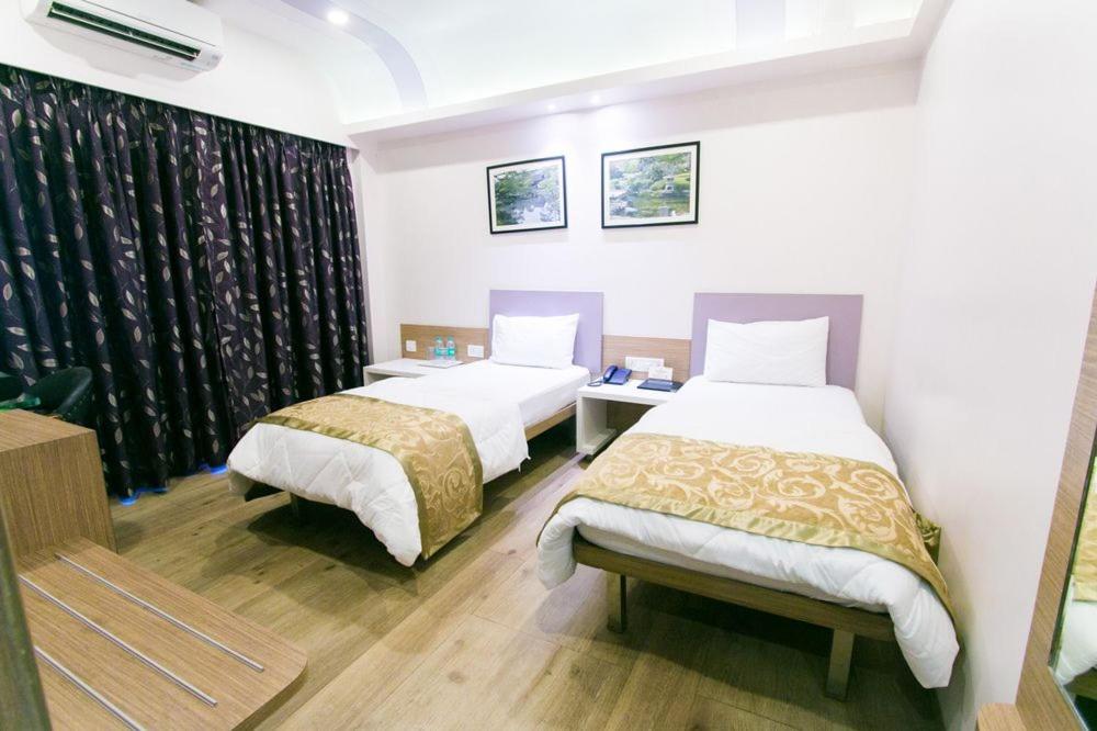 seasons hotel - Housity
