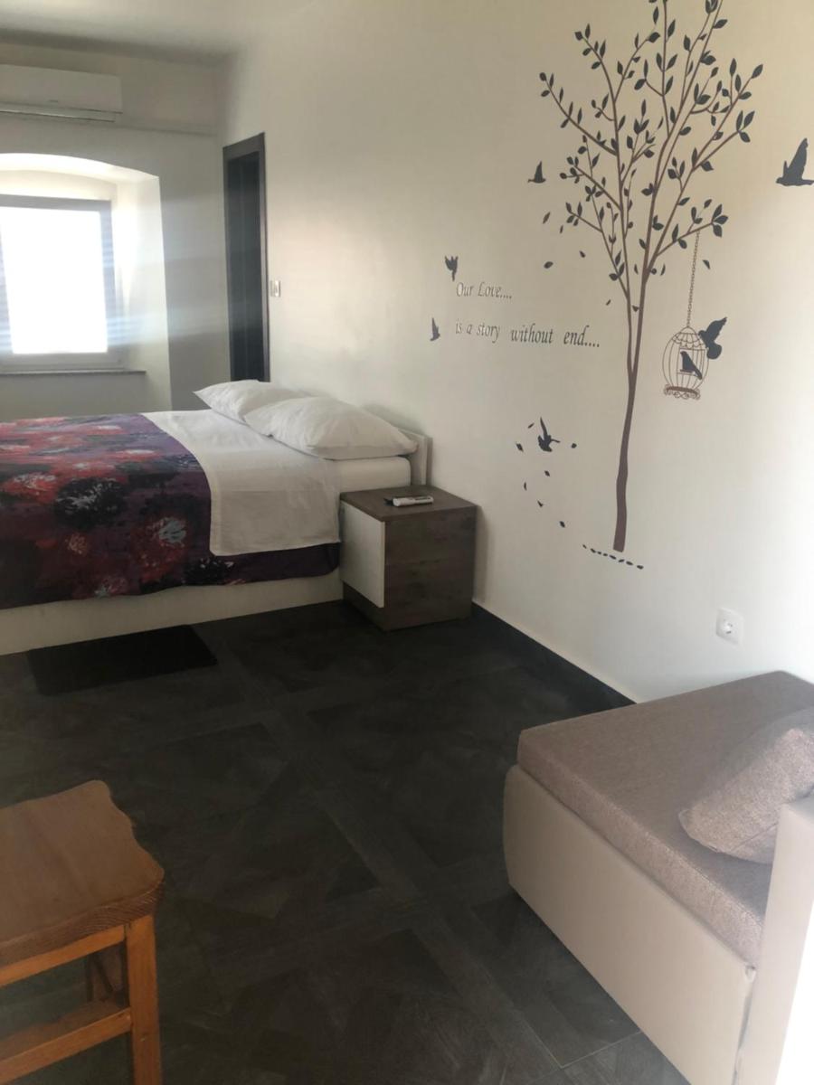 Apartments Tonka - Housity