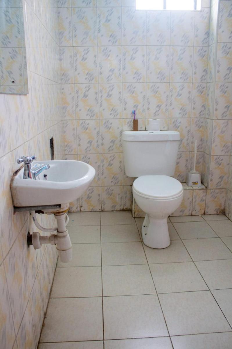 Deka Self Contained Rooms - Housity