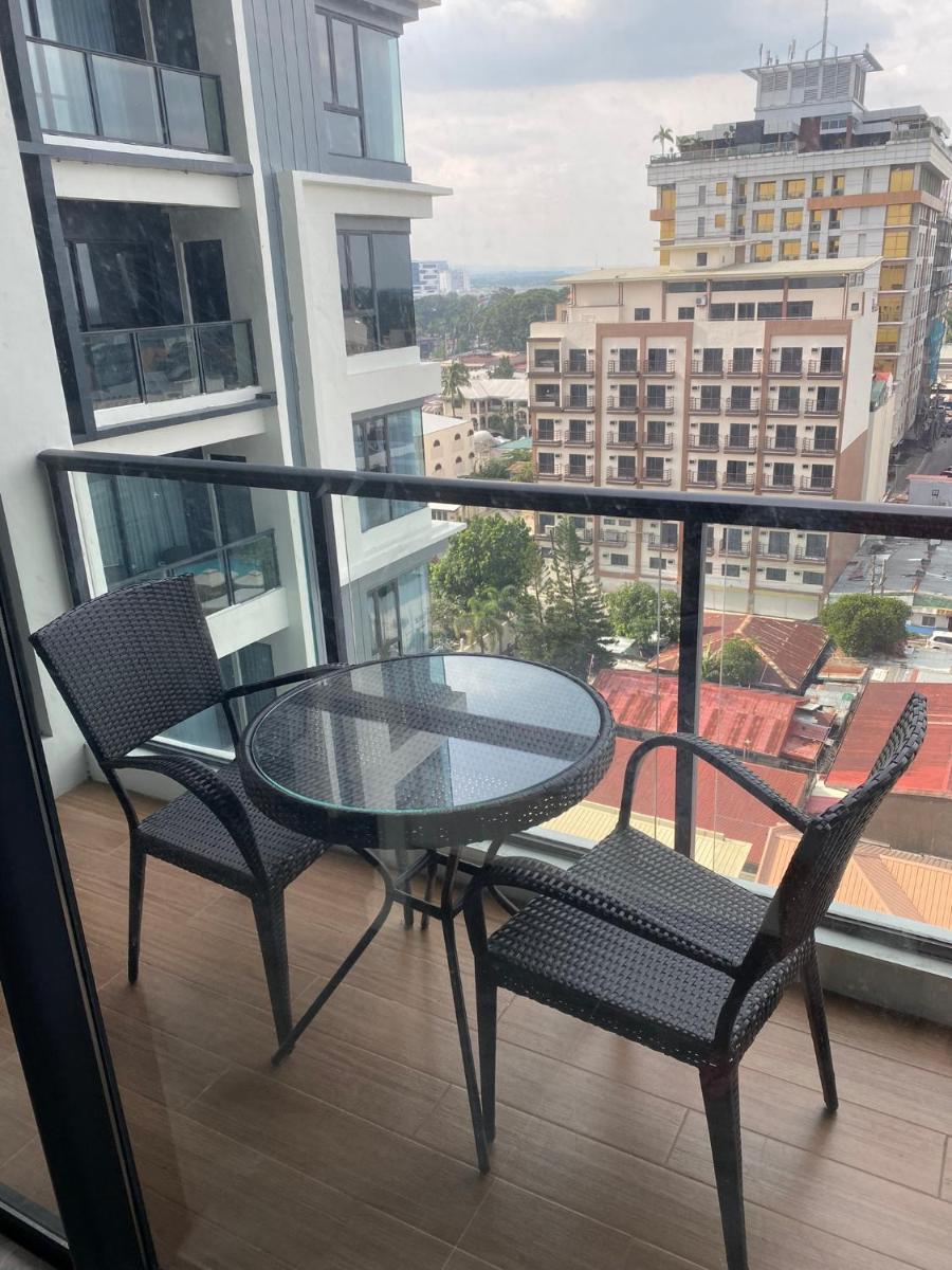 Walking Street Condo Beautiful 1 king bedroom - Housity