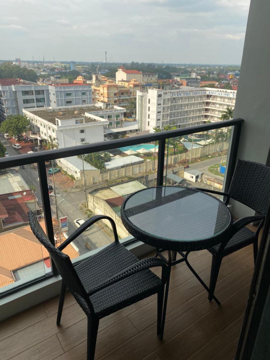 Walking Street Condo Beautiful 1 king bedroom - Housity