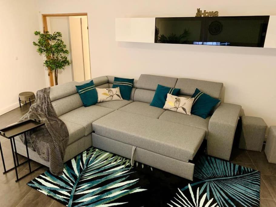 Grand appartement 2 chambres 5 pers max, vue panoramique avec parking - Housity