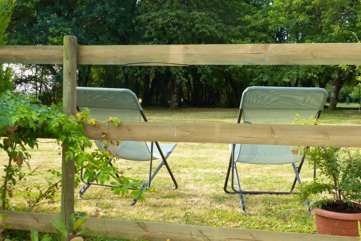 Maison intime a Concremiers avec jardin et terrasse - Housity