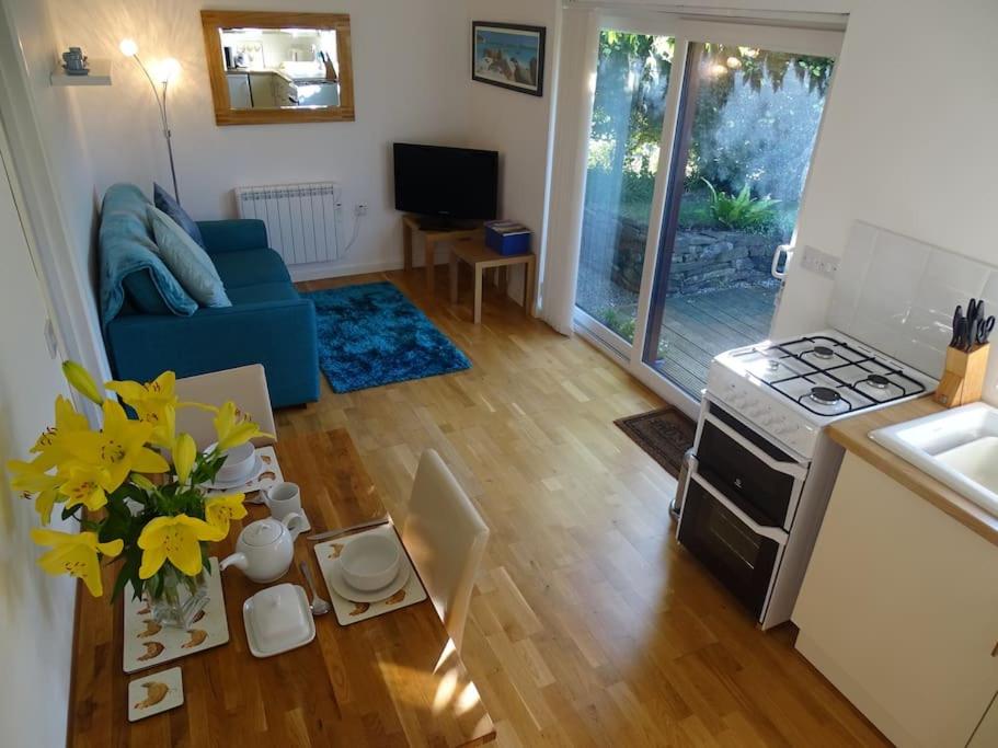Oakey Orchard - cosy apartment in Tamar Valley, Cornwall - Housity