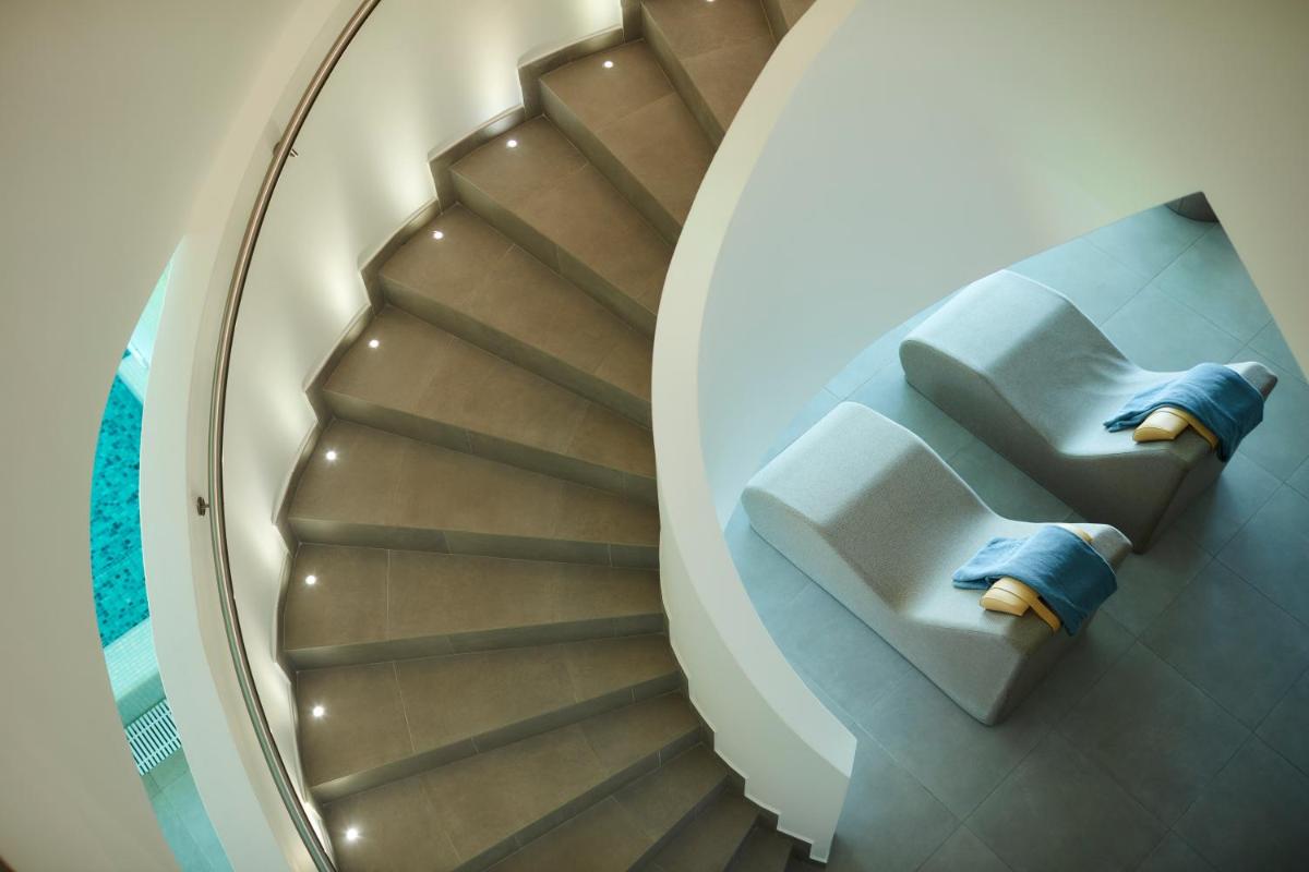 Imagem da galeria de Longevity Health & Wellness Hotel - Adults Only em Alvor