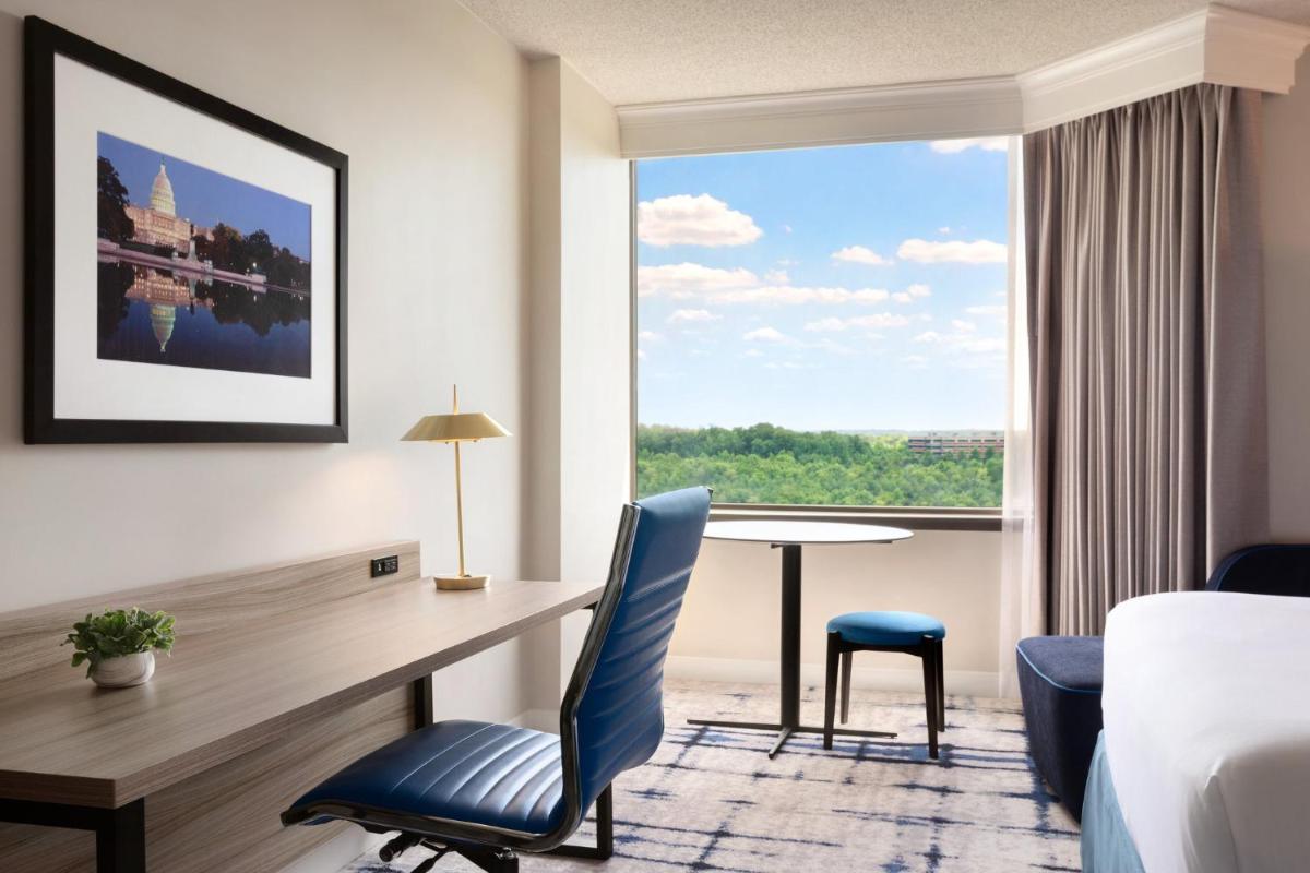 Crowne Plaza College Park - Washington DC by IHG - Housity