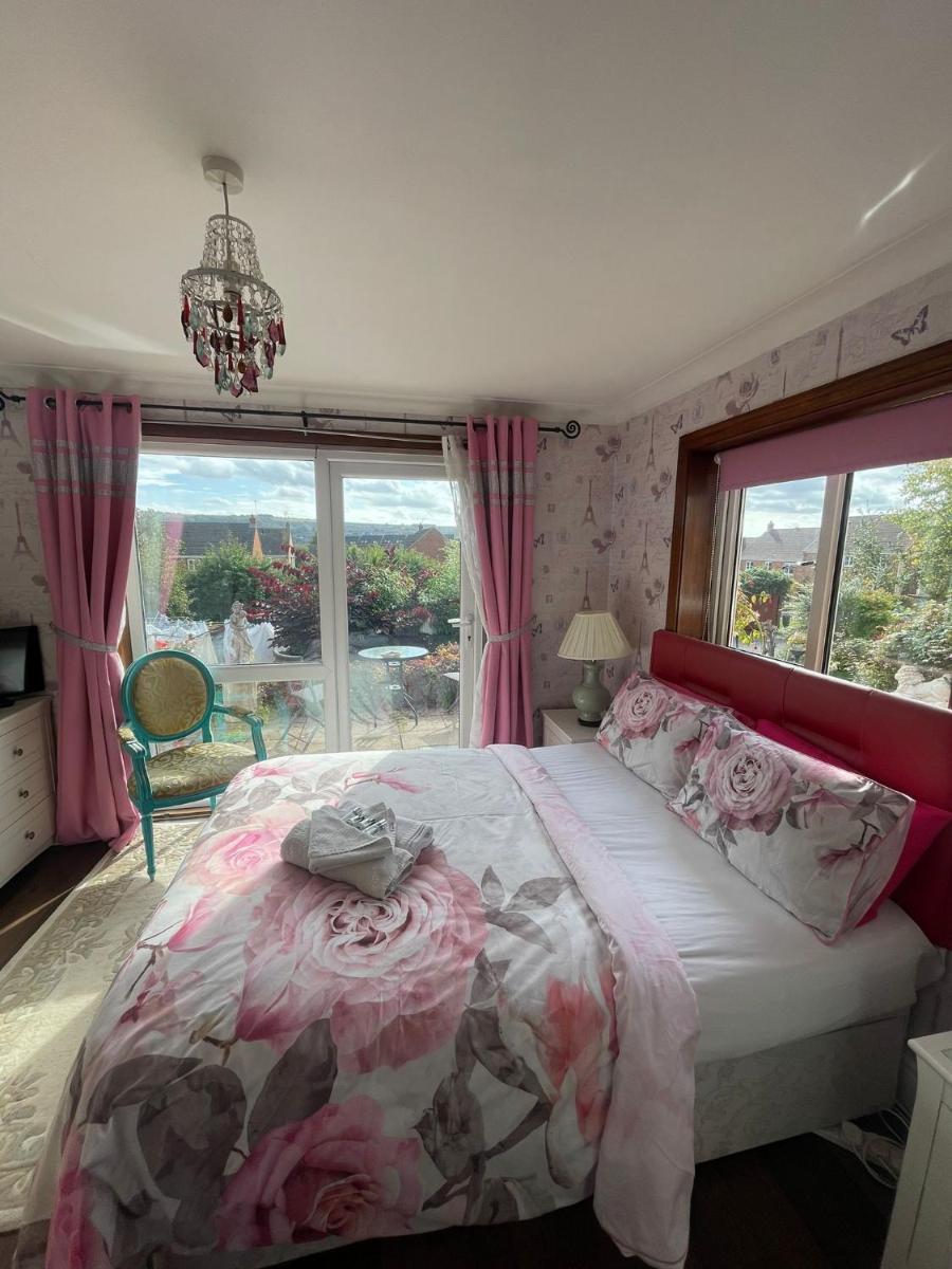 Redwood Lodge - Housity