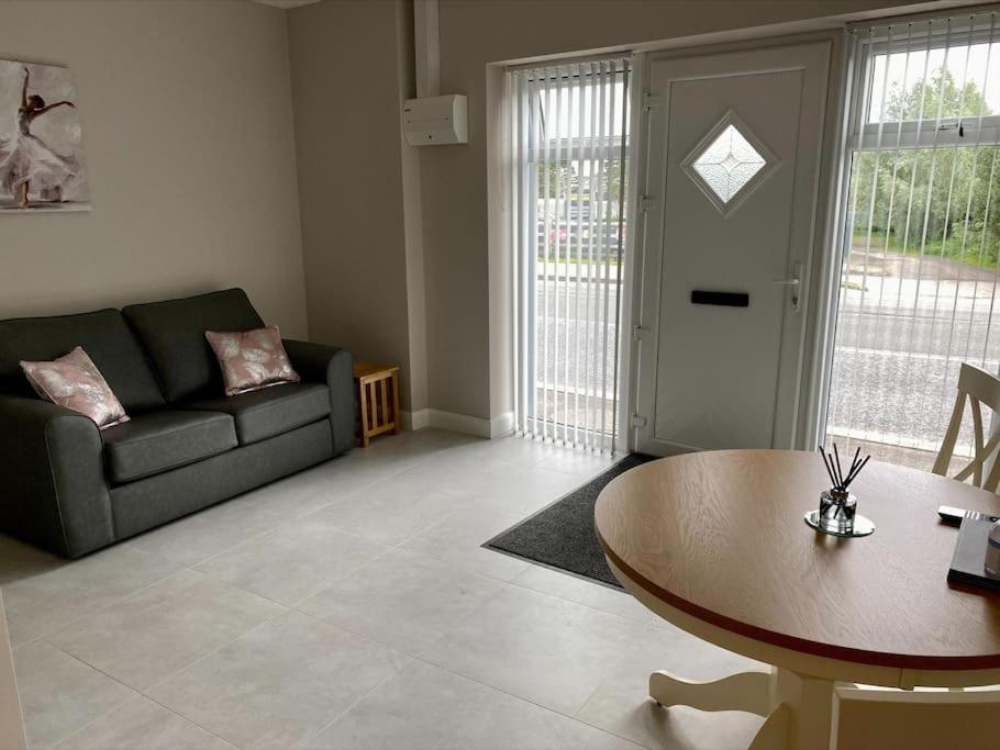 Erne Getaway No.7 Brand new 1 bed apartment - Housity