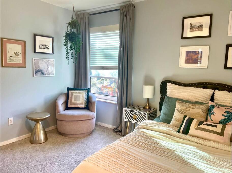 The cutest and coziest little 1bd1ba condo! - Housity