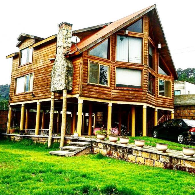Chalet con Jardín, Kiosko, Fogata - Housity