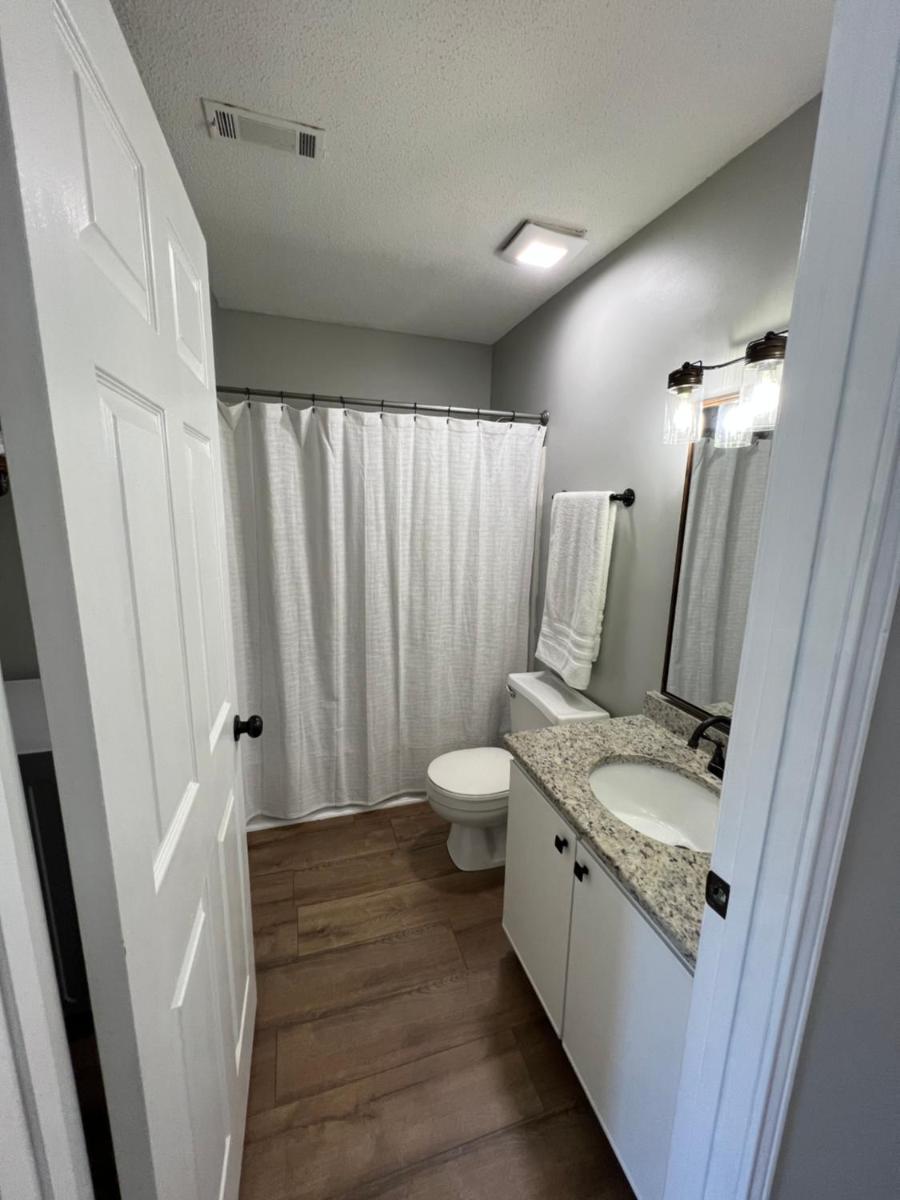 Mid City Condo - Housity