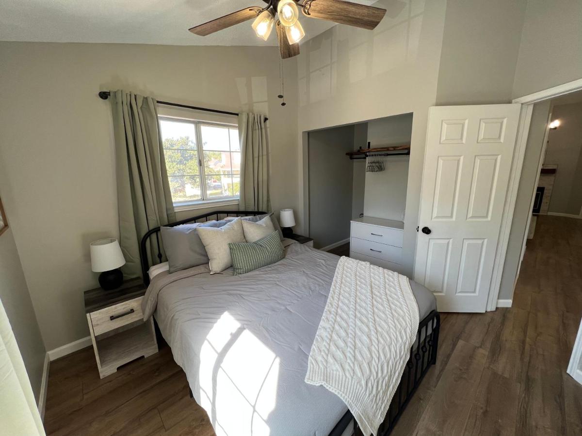 Mid City Condo - Housity