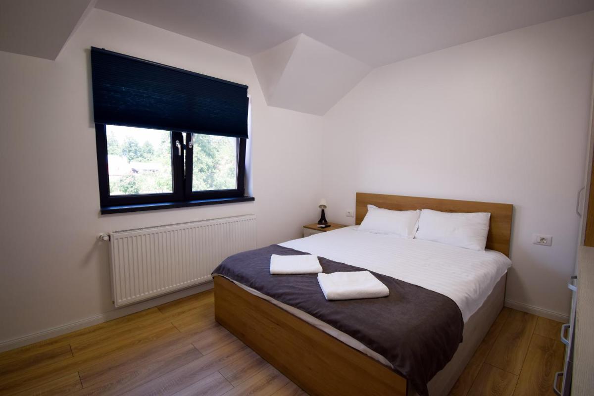 Pensiunea Happy Day Horezu - Housity