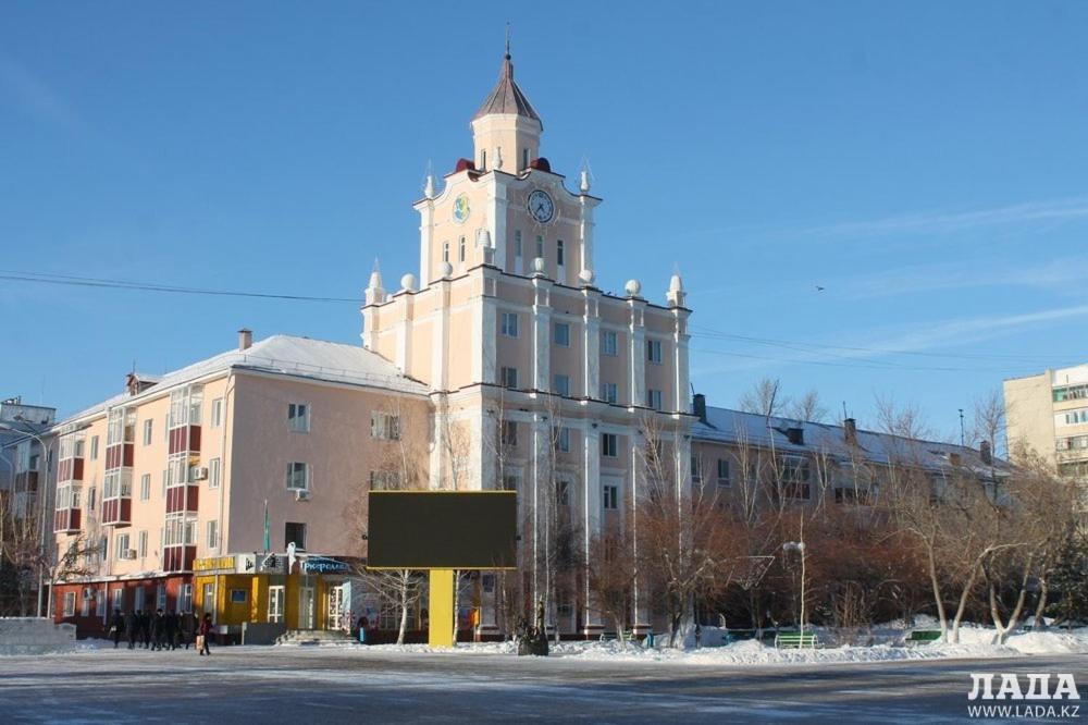 2 комнатная квартира центр города Костанай - Housity