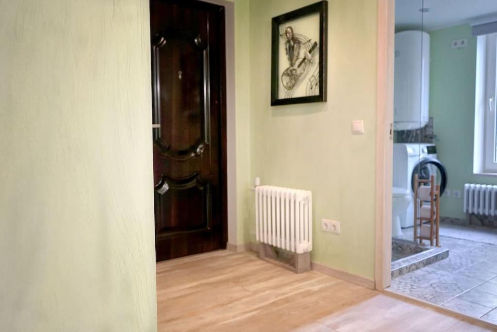 Prime 2Br/Ba Apt Next To Main Station & Olympic Center - Housity