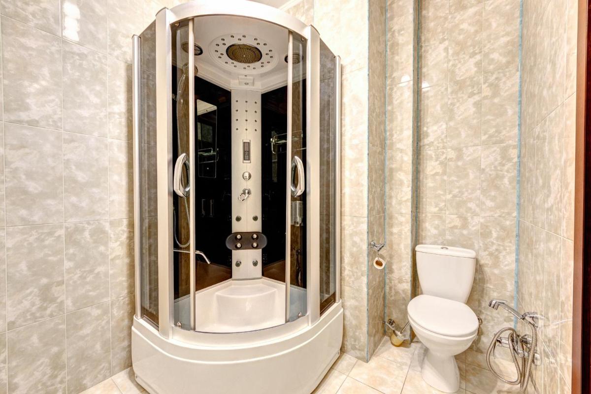 Hotel Kiev Lomakin - Housity