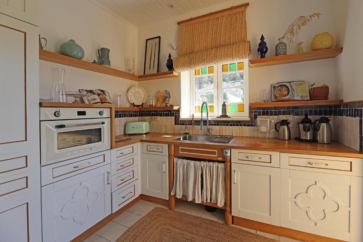 FLH Gaia Quinta de Sá - Country House - Housity