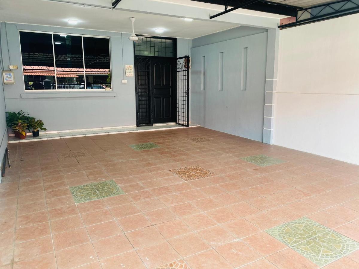 Lala Homestay - Housity