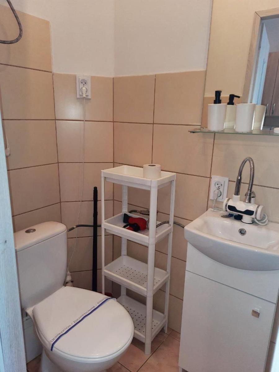 Sleep and Go Apartment - Free Parking - Housity