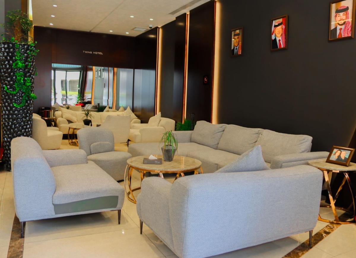 Twins Boutique Hotel - Housity
