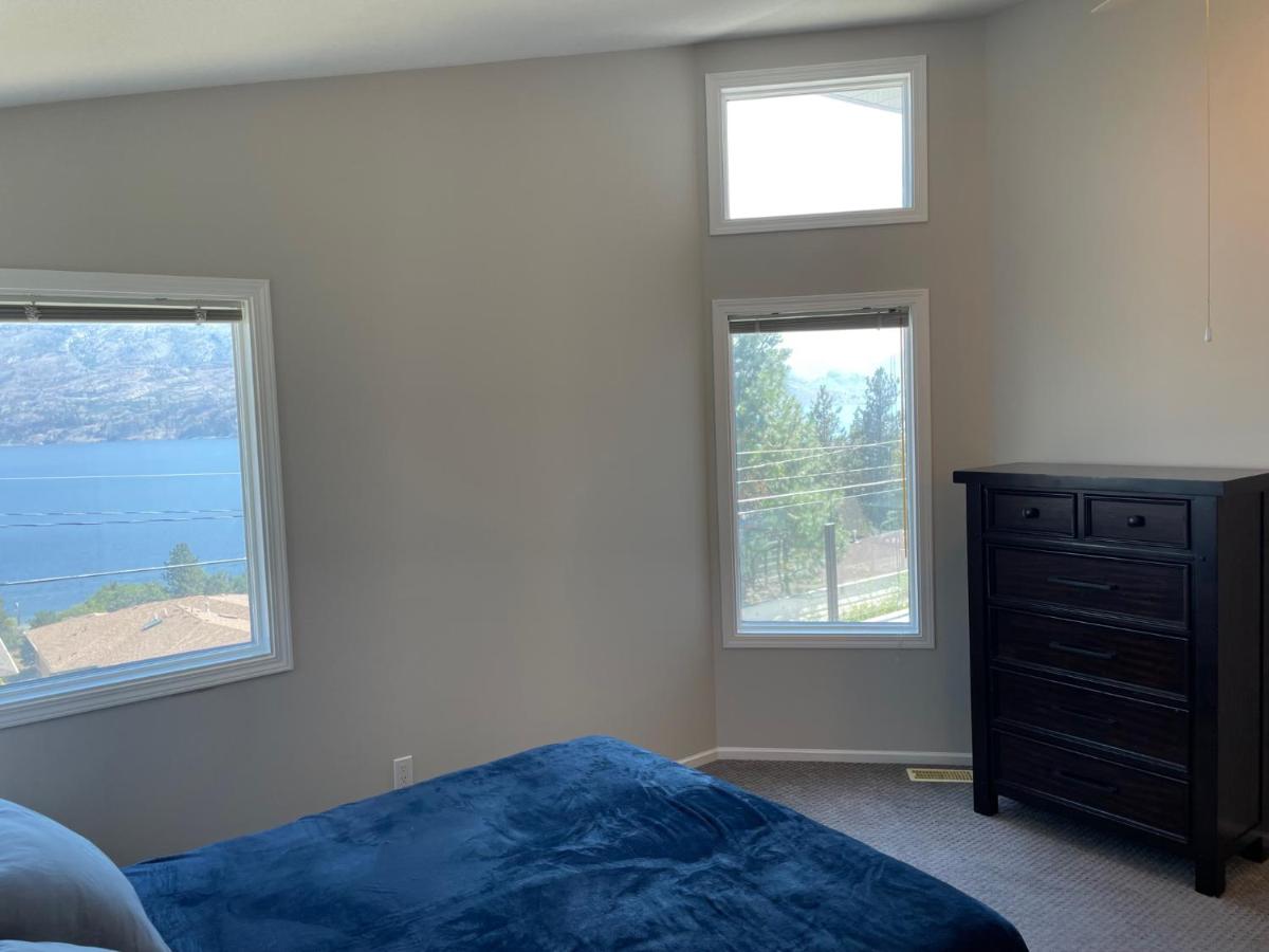 Blue View Family Getaway - Housity