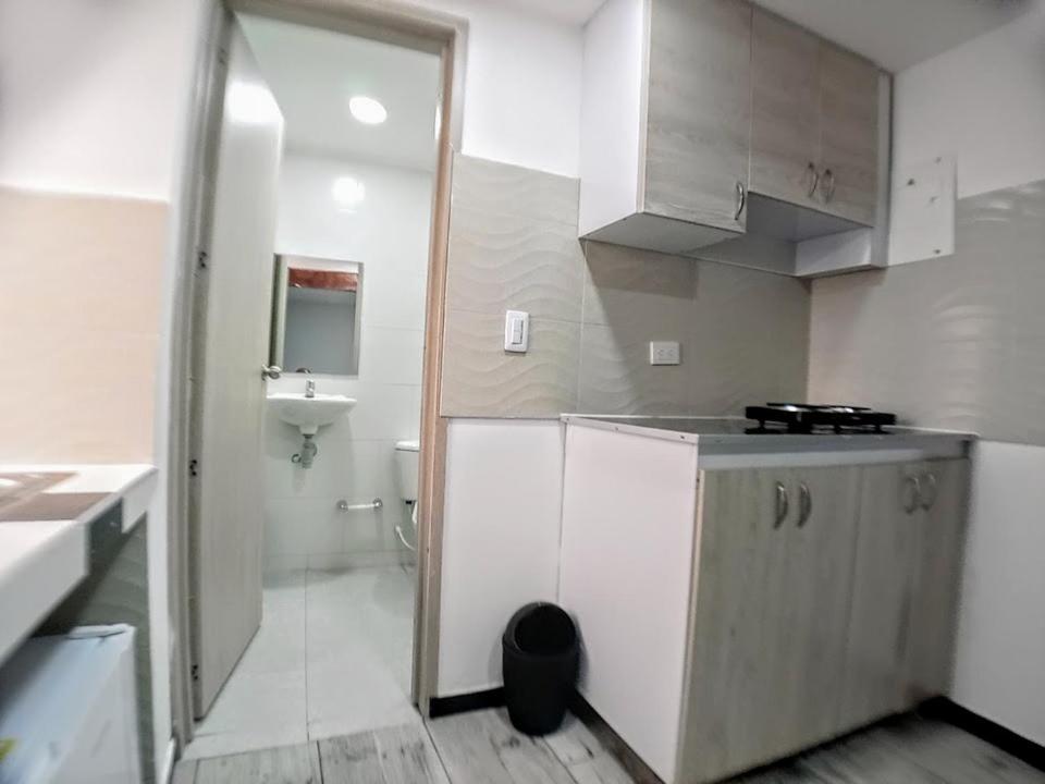 Suitetrails - ApartaSuites Bogota ROMANNOTI