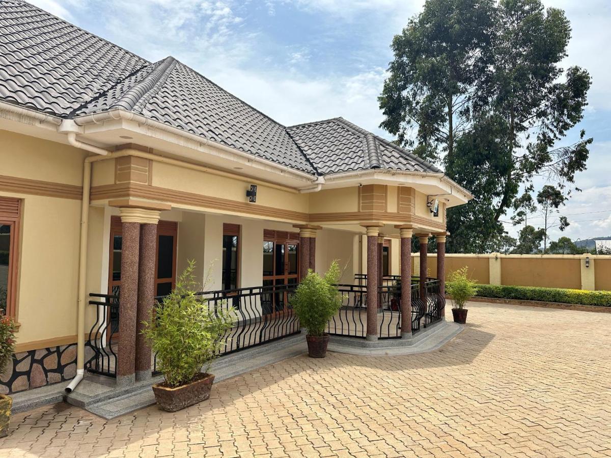 Makanga Hill Suites - Housity