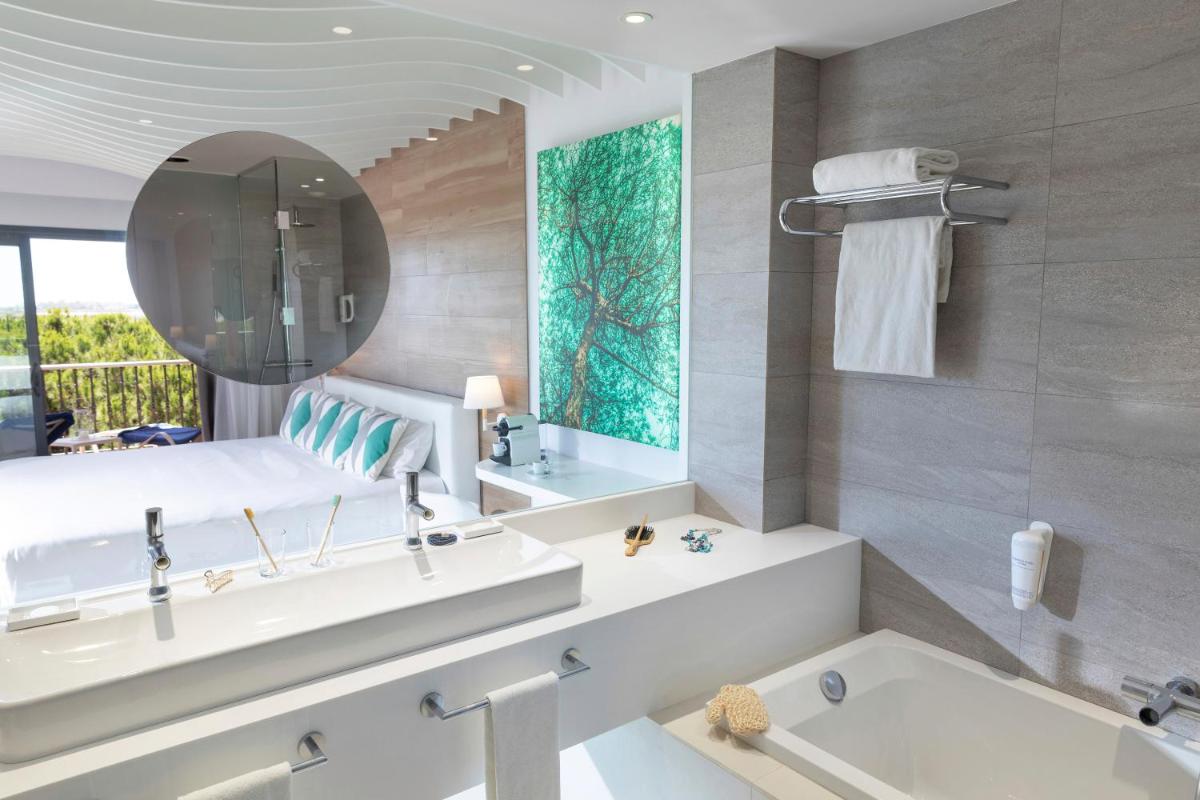 Un baño de TUI Blue Isla Cristina Palace - Adults Recommended