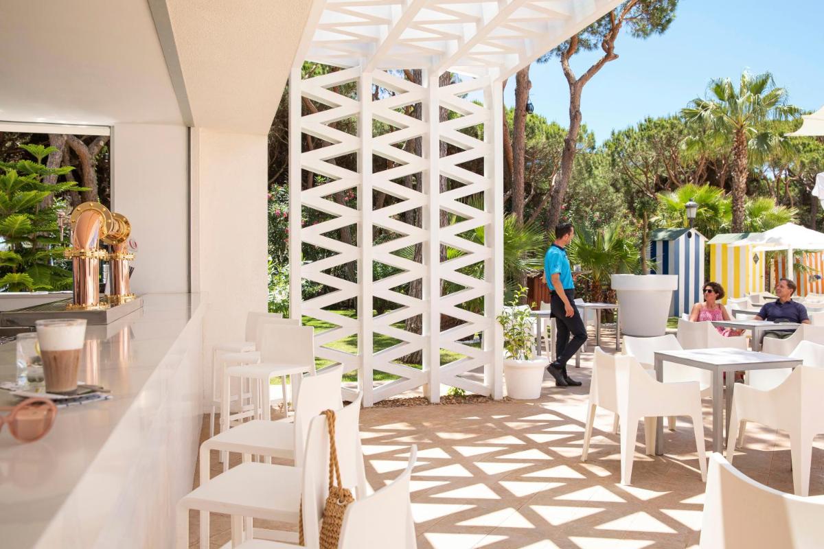 Un balcón o terraza de TUI Blue Isla Cristina Palace - Adults Recommended