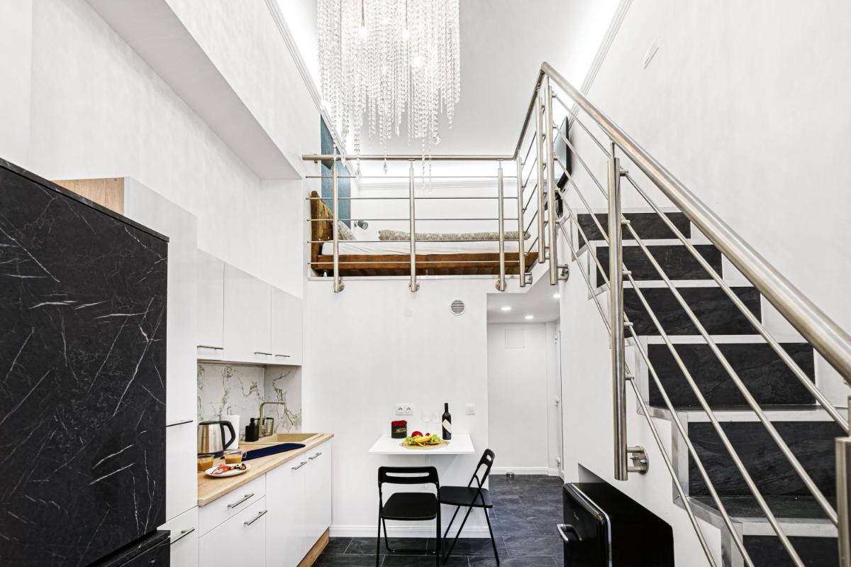 Gloria Downtown Apartments - Housity