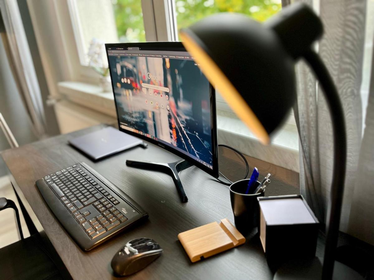 KMHosting Zentrum Modern Appartement - Kingsize Boxspringbett - Housity